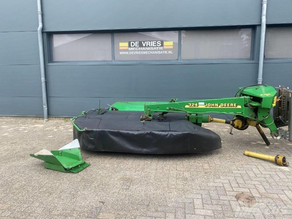 John Deere 324 جزازات