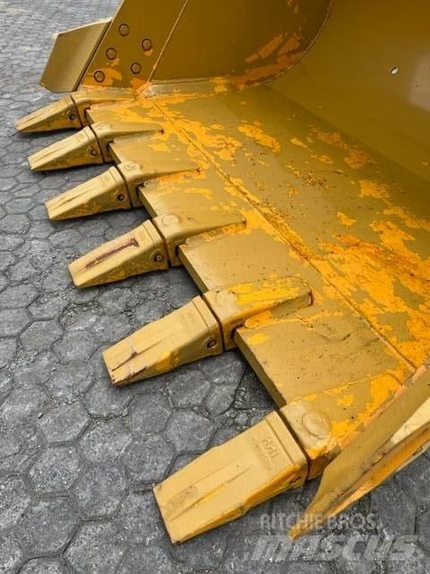 CAT 374 lre Bucket دلاء