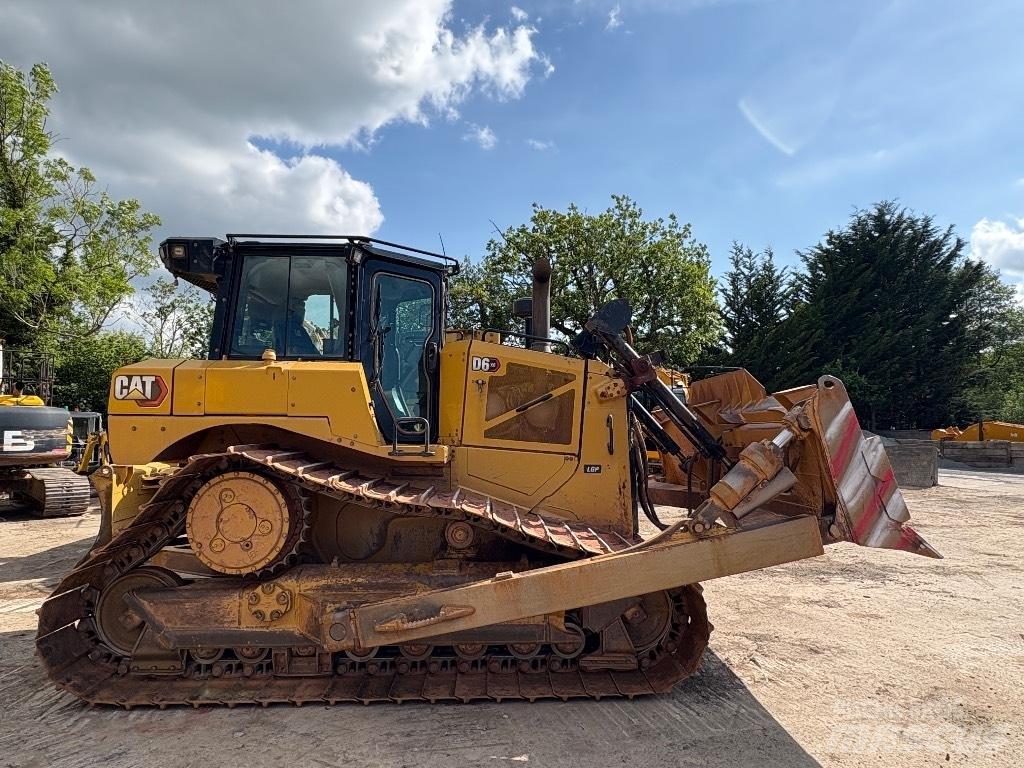 CAT D6XE LGP بلدوزرات مجنزرة