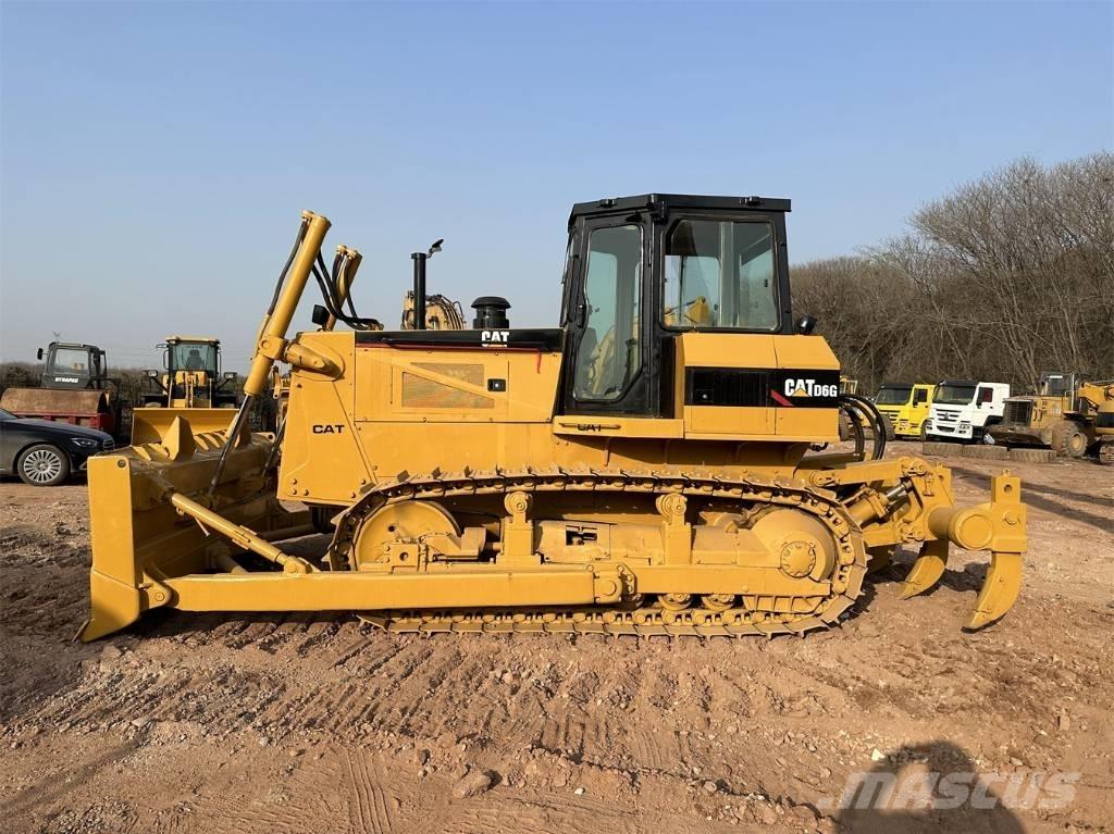 CAT D6G بلدوزرات مجنزرة