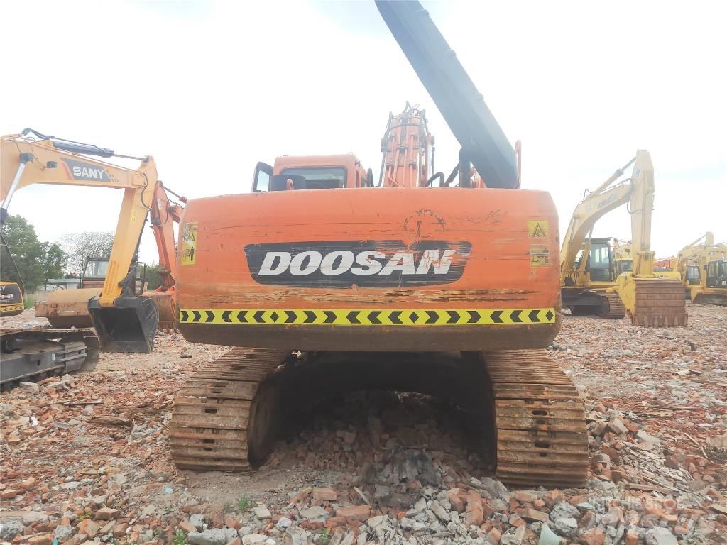 Doosan DH 220 LC-7 حفارات زحافة