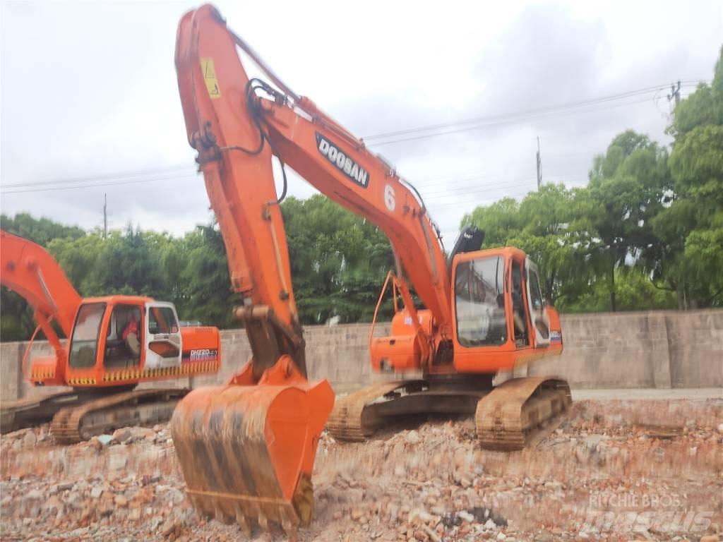 Doosan DH 220 LC-7 حفارات زحافة