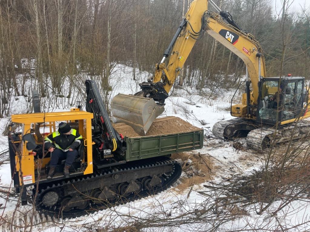 Morooka MST 800 عربات نقل قلابة مجنزرة