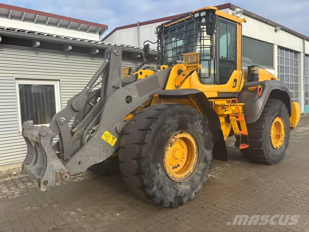 Volvo L 110 H لوادر بعجل