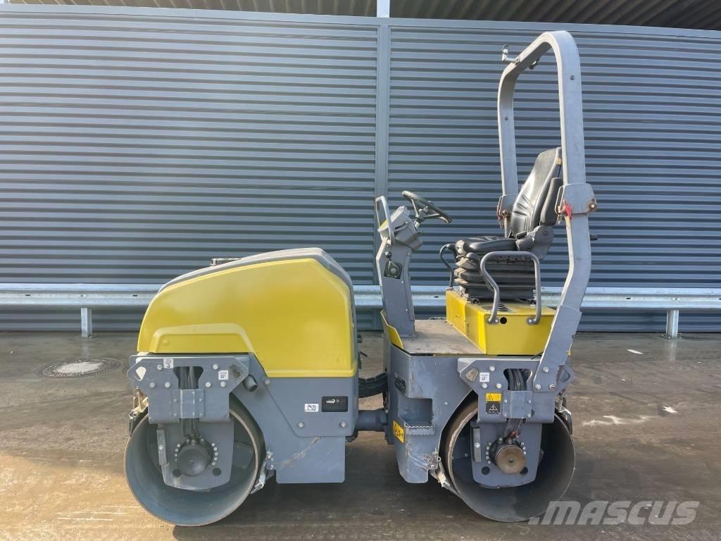 Dynapac CC1200 مداحل ثنائية الاسطوانة