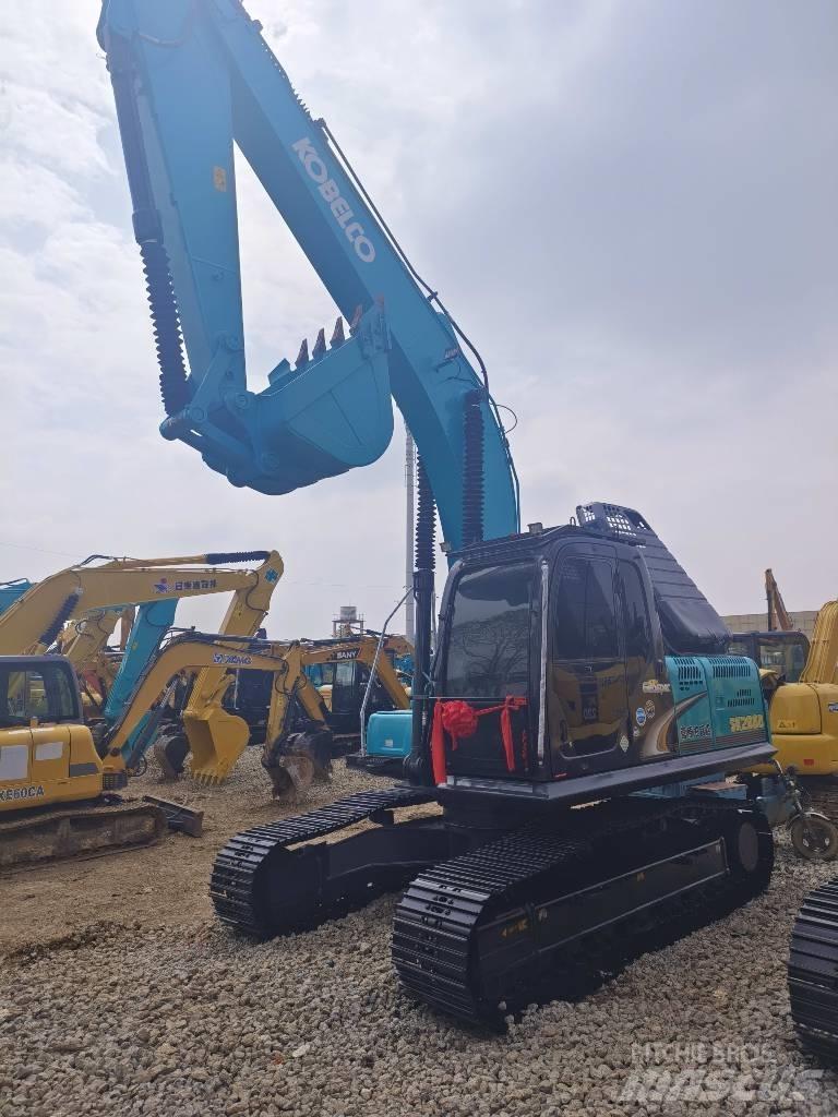 Kobelco SK 200 حفارات زحافة