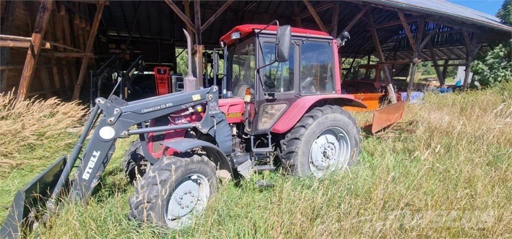 Belarus MTS 820 + FL الجرارات