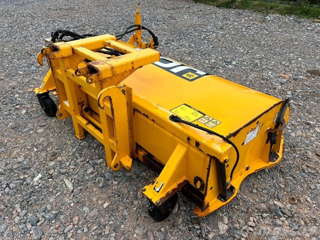 JCB SC 240 فرش