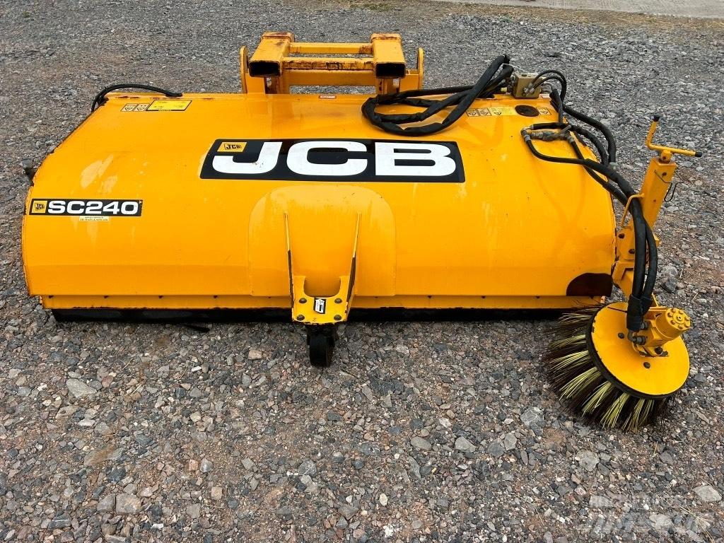 JCB SC 240 فرش