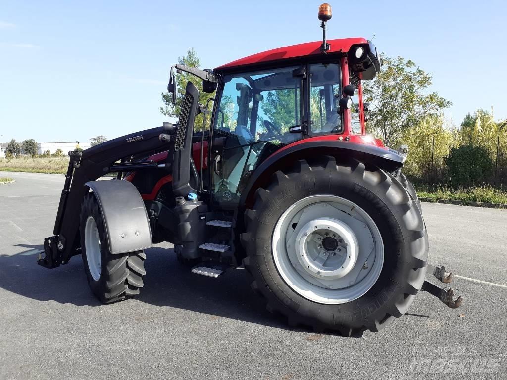 Valtra G 115 Active الجرارات