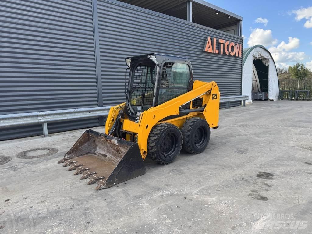 Bobcat S 450 ساحبات الأشجار