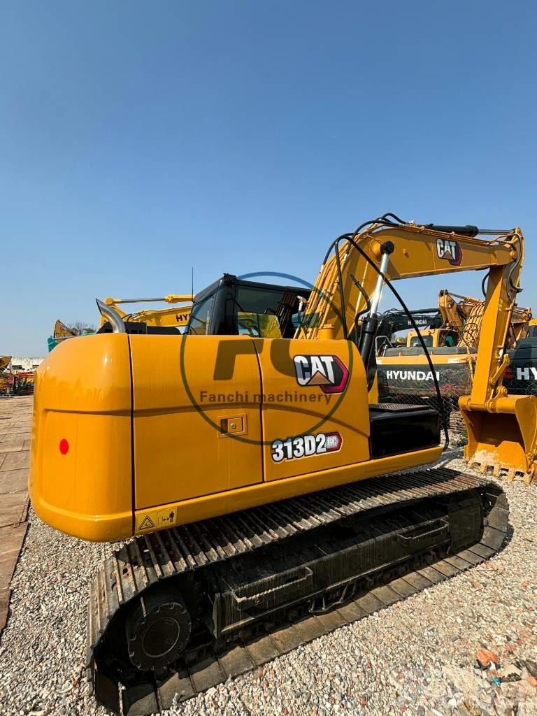 CAT 313 D2 GC حفارات زحافة