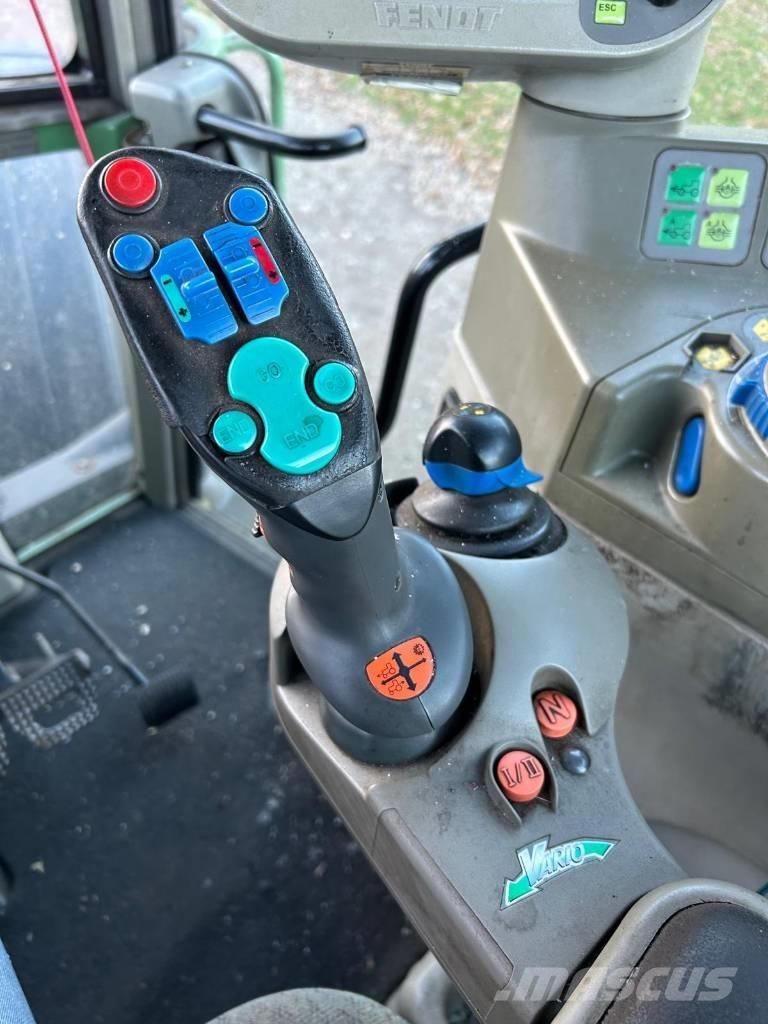 Fendt 716 Vario Com1 الجرارات