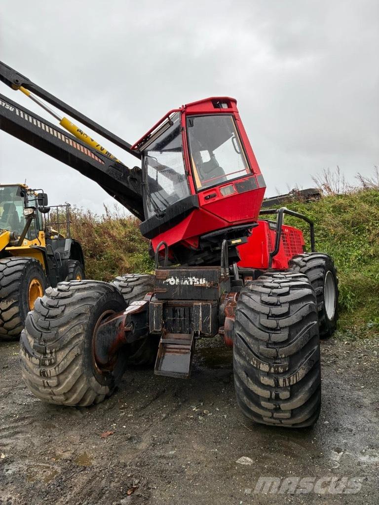 Komatsu 911.5 حصادات