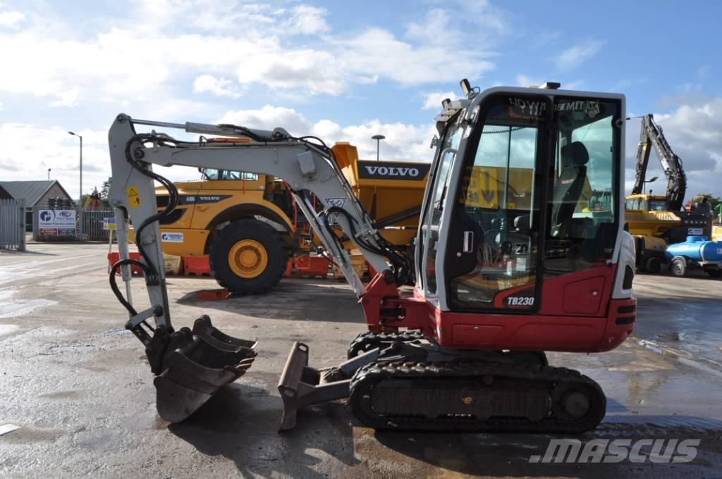 Takeuchi TB 230 حفارات صغيرة أقل من 7 طن (حفارات صغيرة)