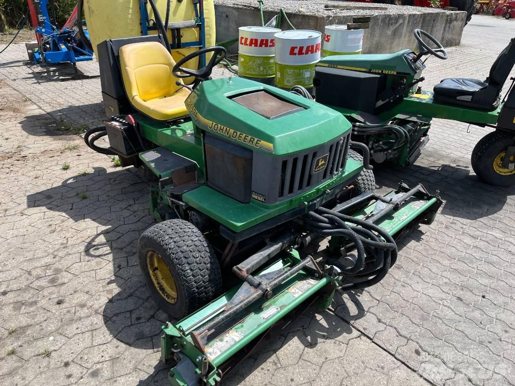 John Deere 2653 A ركوب الحشائش