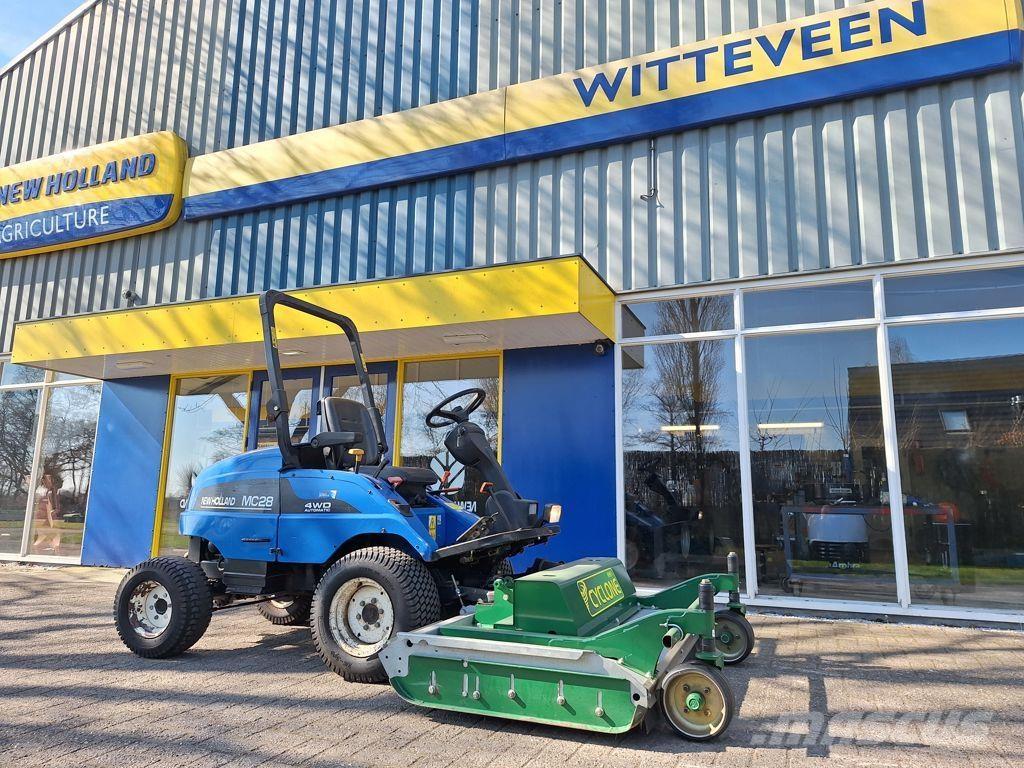 New Holland MC28 ركوب الحشائش