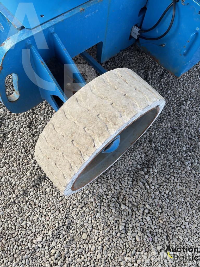 Genie Z 34/22 N رافعات سلة مفصلية