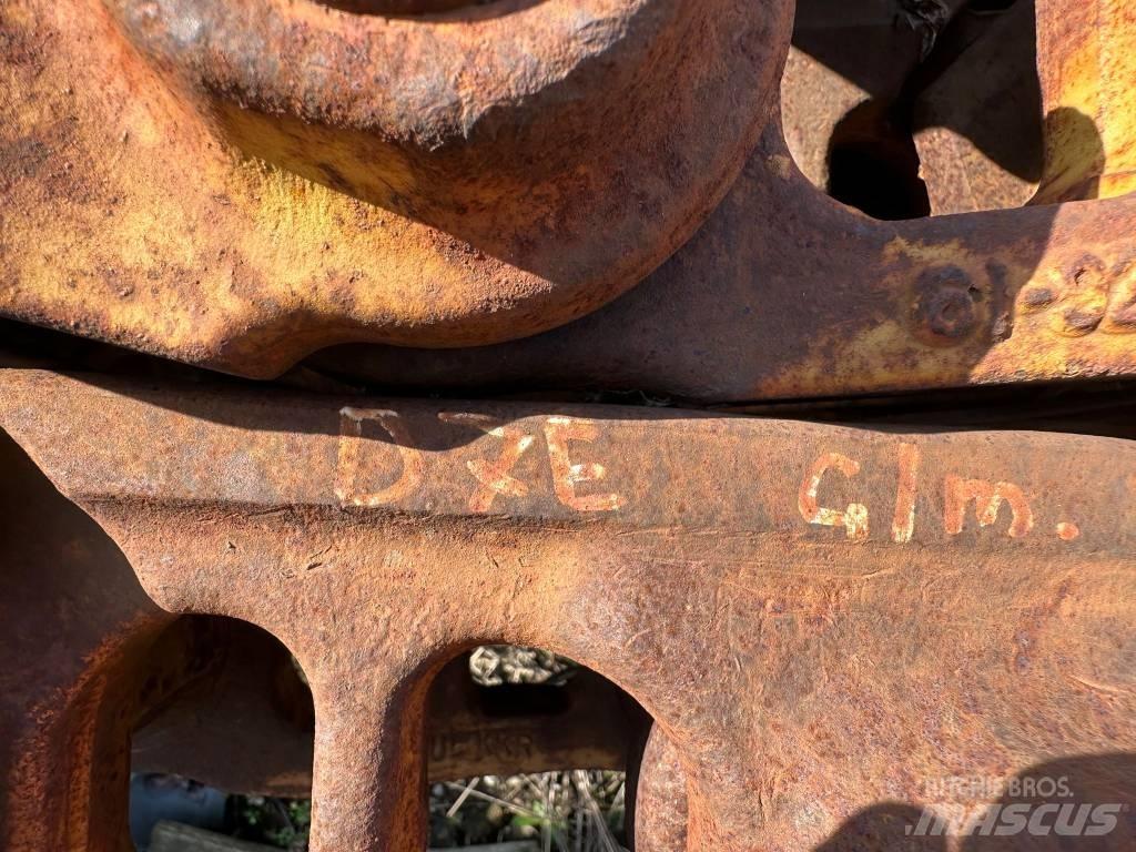 CAT D 6 R المسارات والسلاسل والهيكل السفلي