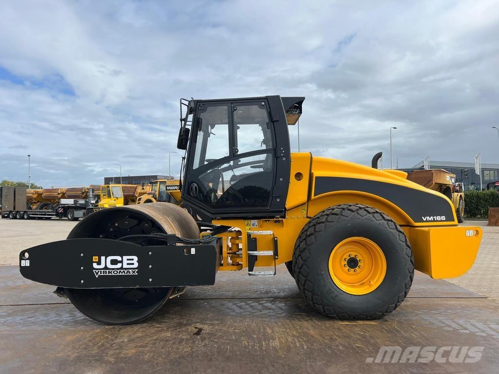 JCB VM166D مداحل أحادية الأسطوانة