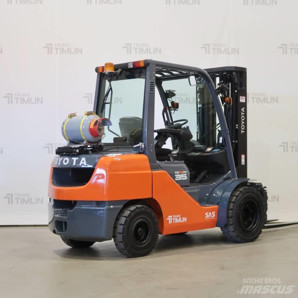 Toyota 02-8FGJF35 شاحنات LPG