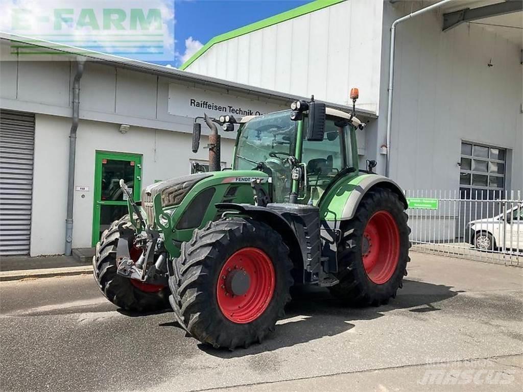 Fendt 720 scr الجرارات