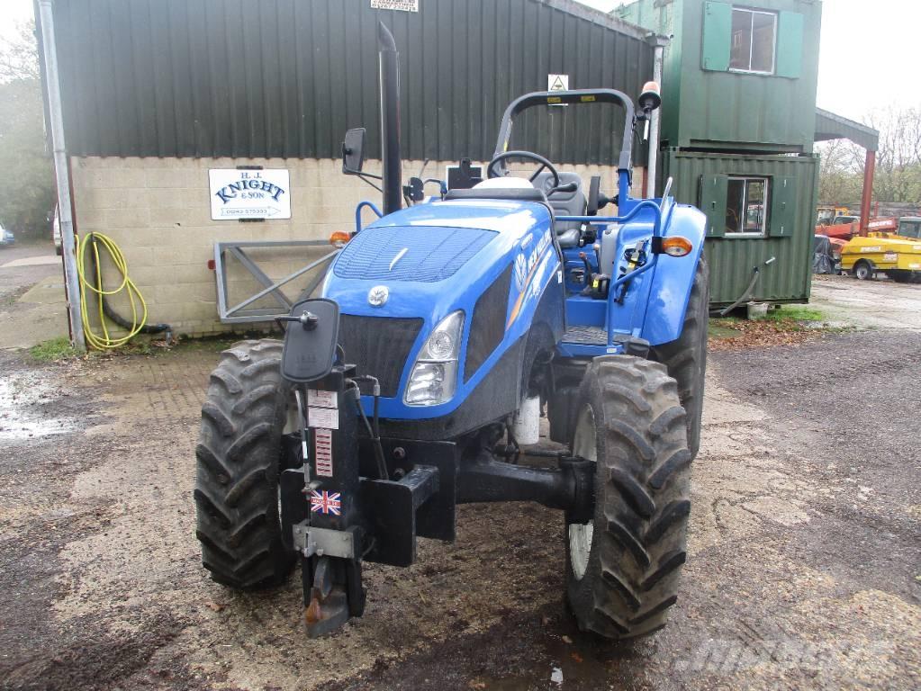 New Holland T 4.65 الجرارات