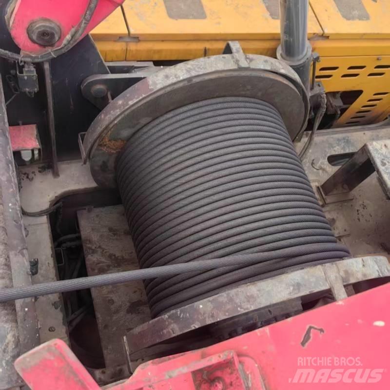 Sany SCC1350 رافعات مجنزرة