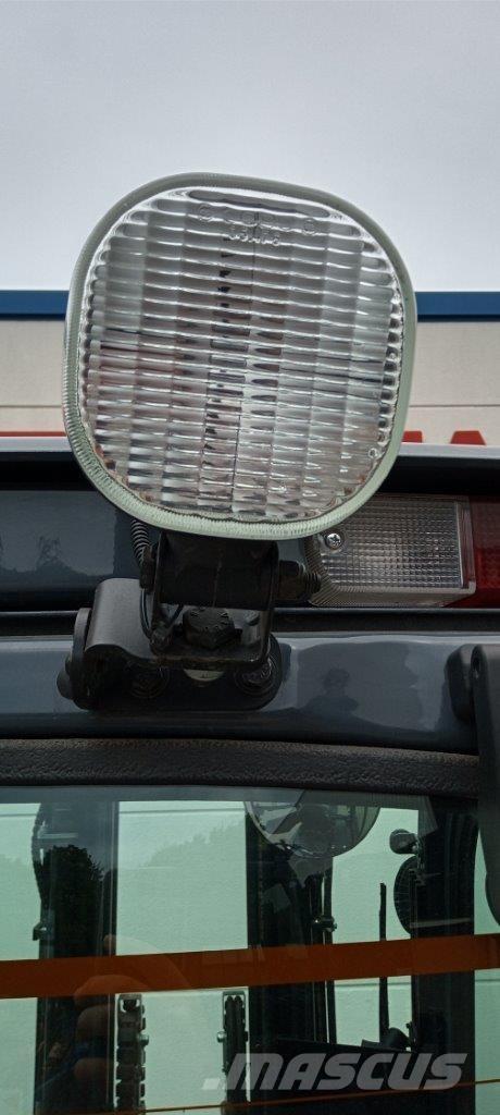 Toyota 8FBM16T شاحنات ذات رافعات شوكية تعمل بالكهرباء