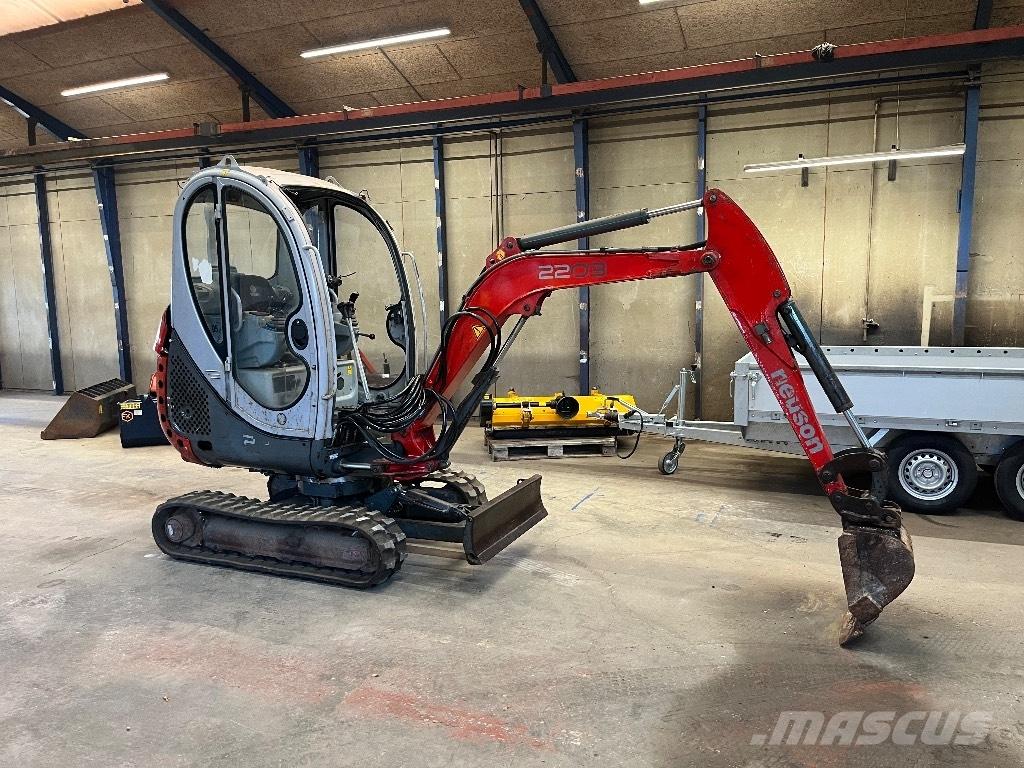 Neuson 2203 RD حفارات صغيرة أقل من 7 طن (حفارات صغيرة)