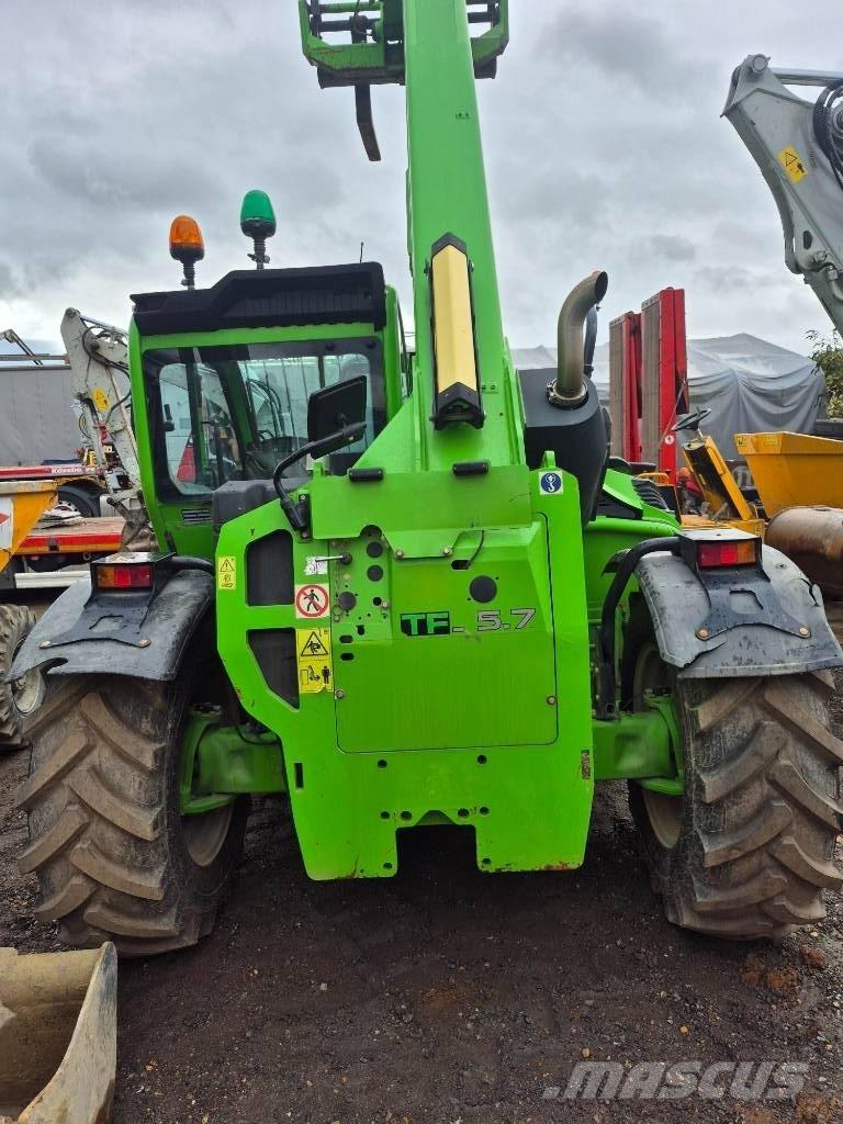 Merlo TF 35.7 مناولات متداخلة
