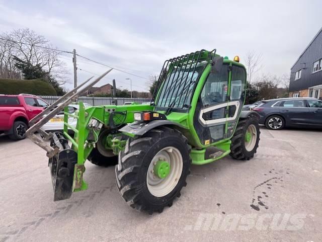 Merlo TF 35.7 مناولات متداخلة