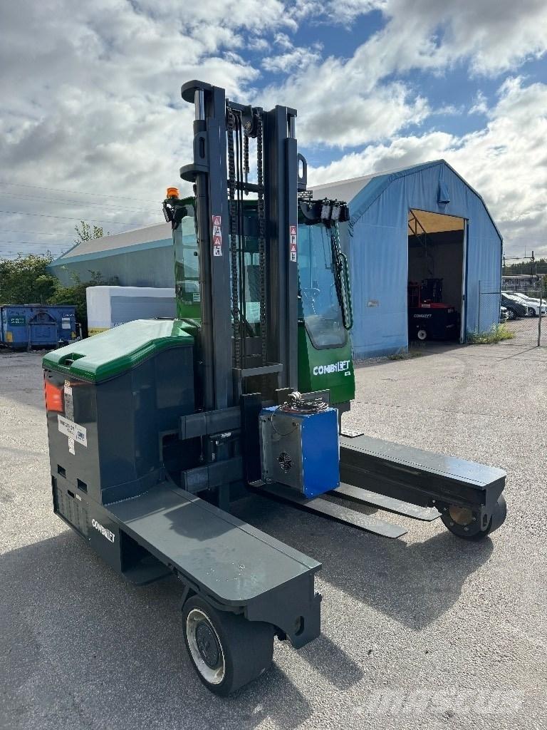Combilift C4000ET شاحنة المناولة رباعية الاتجاهات