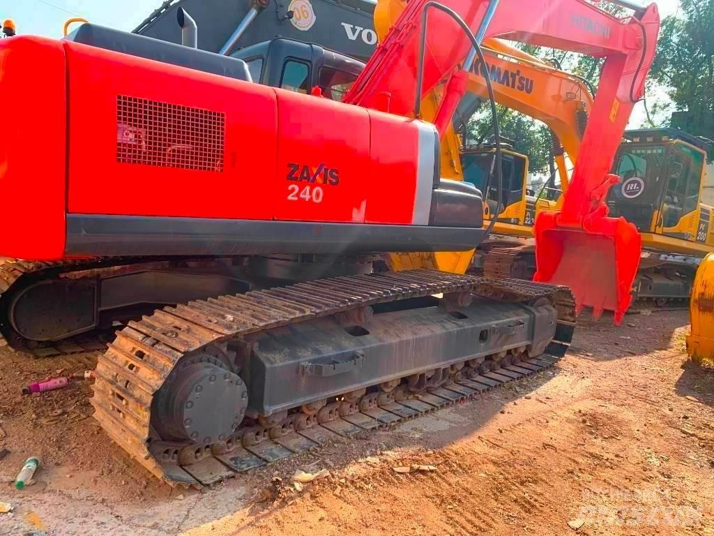 Hitachi Zaxis 240 حفارات زحافة