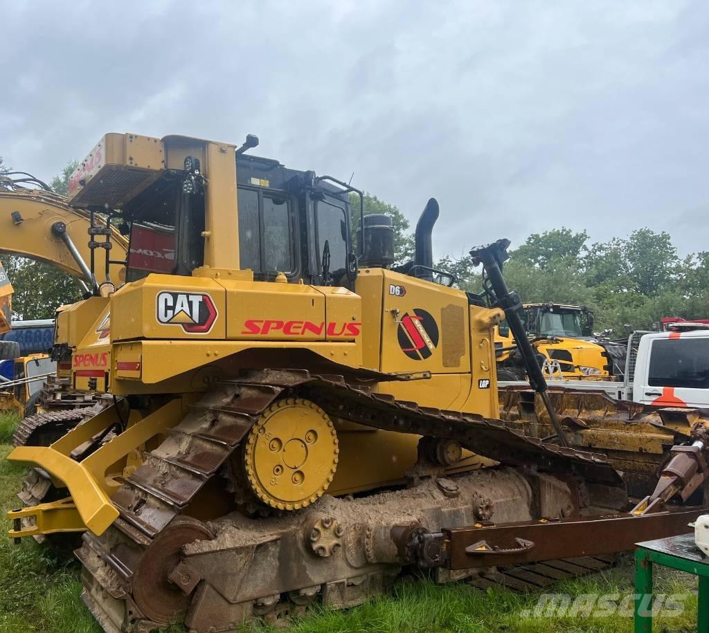 CAT D 6 T LGP بلدوزرات مجنزرة
