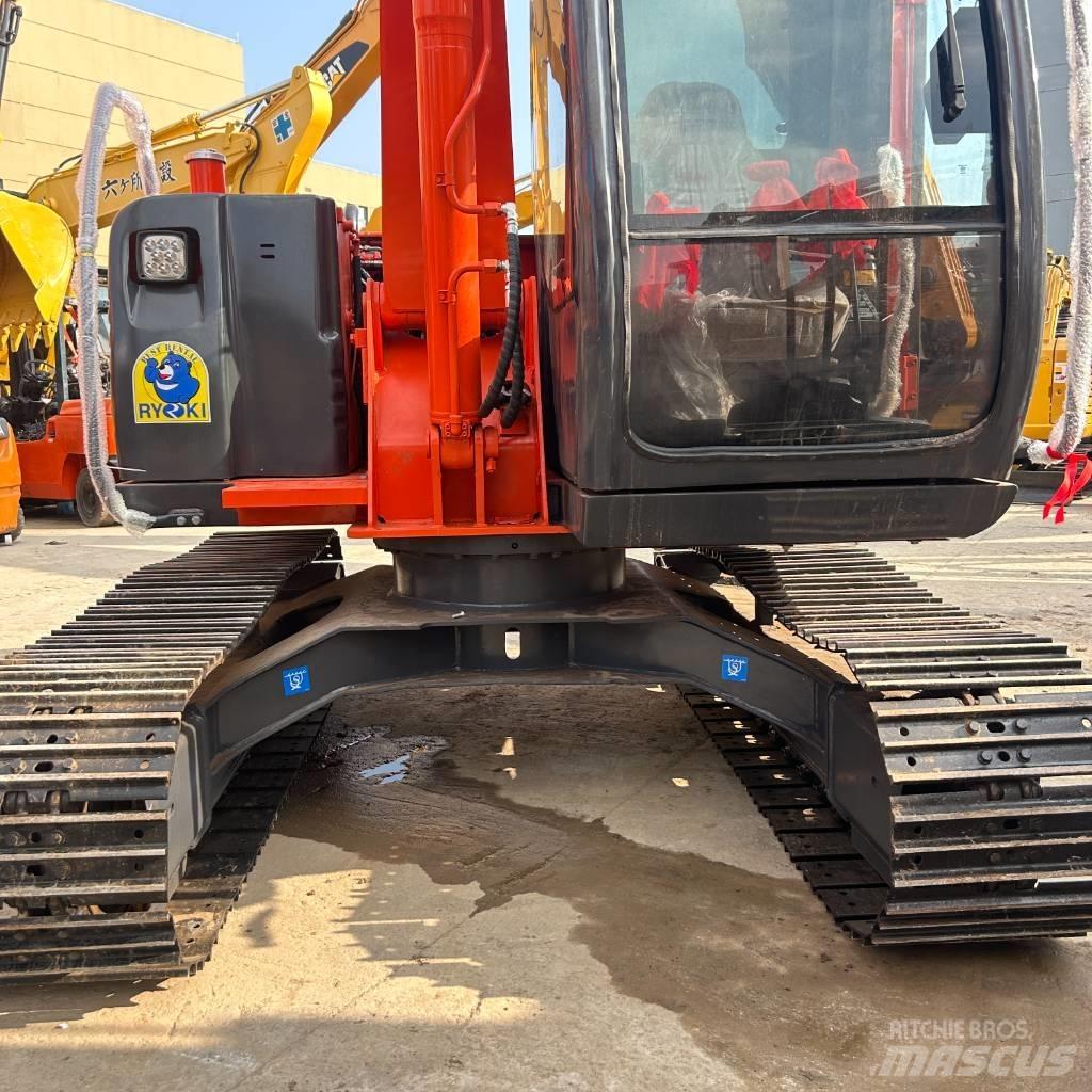 Hitachi ZX 70 حفارات زحافة