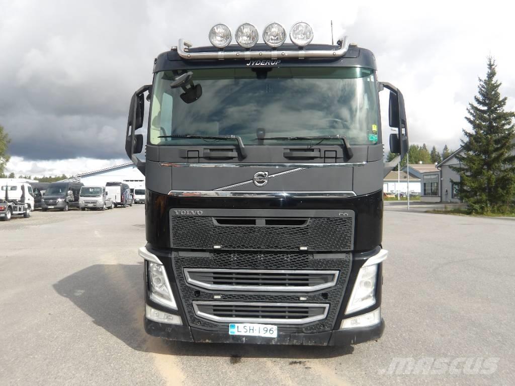 Volvo FH 500 8x4 شاحنات الرافعات