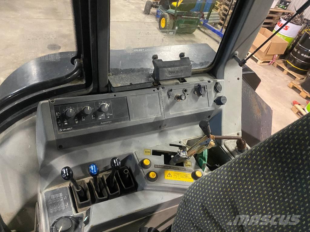 Valmet 8100 GOS الجرارات