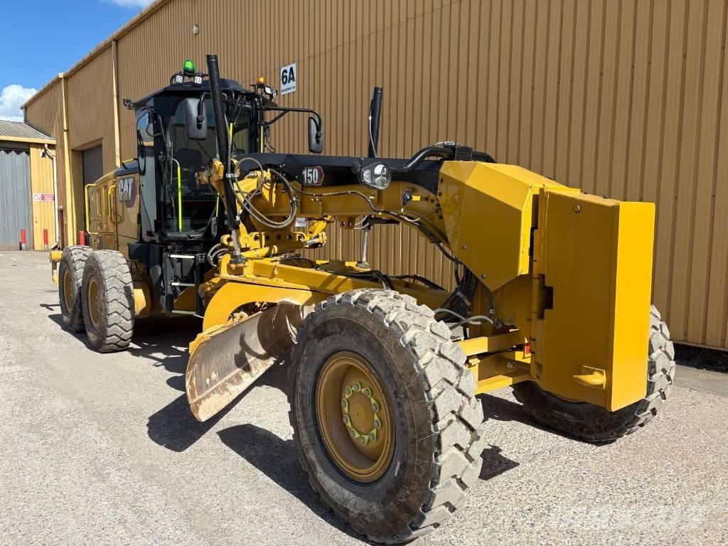 CAT 150 معدات تمهيد الطرق
