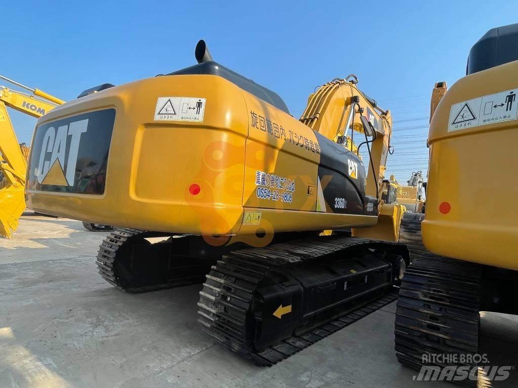 CAT 336 D2 حفارات زحافة