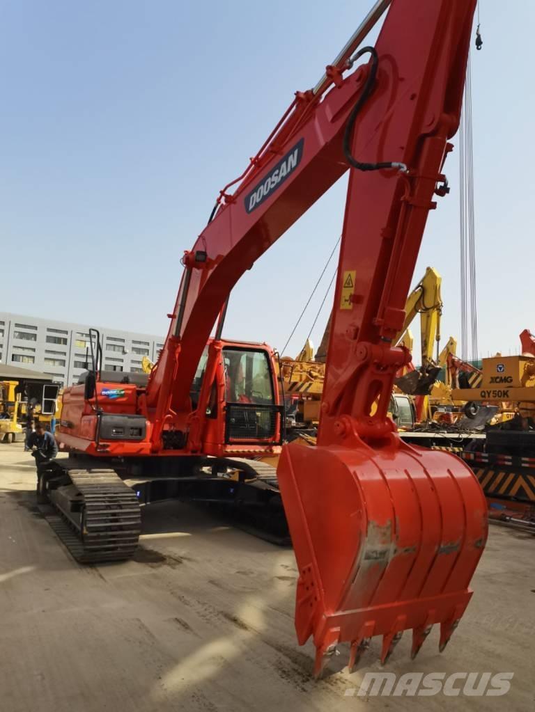Doosan DX 300 حفارات زحافة