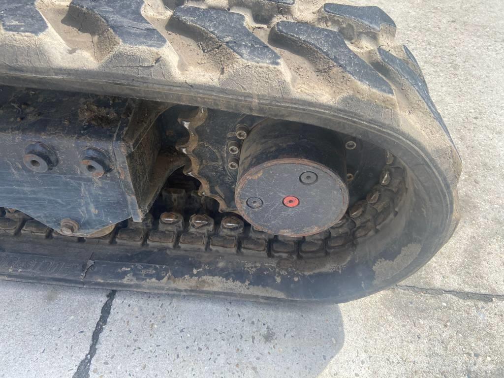 Kubota U 27-4 حفارات صغيرة أقل من 7 طن (حفارات صغيرة)