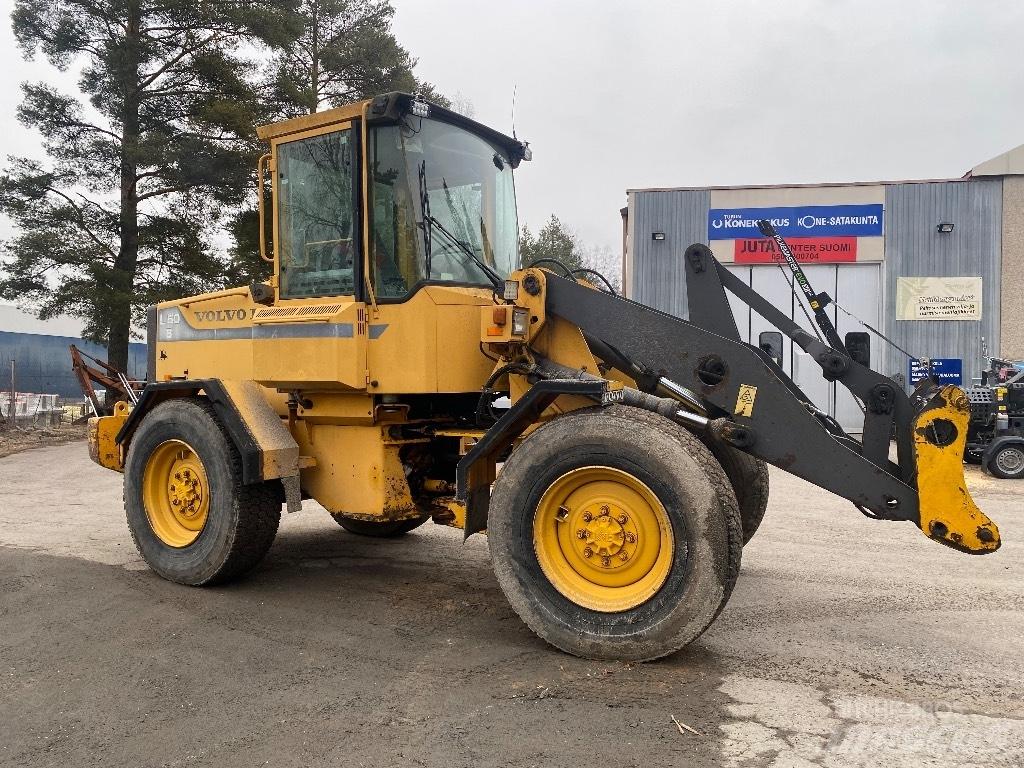 Volvo BM L 50 لوادر متعددة الأغراض