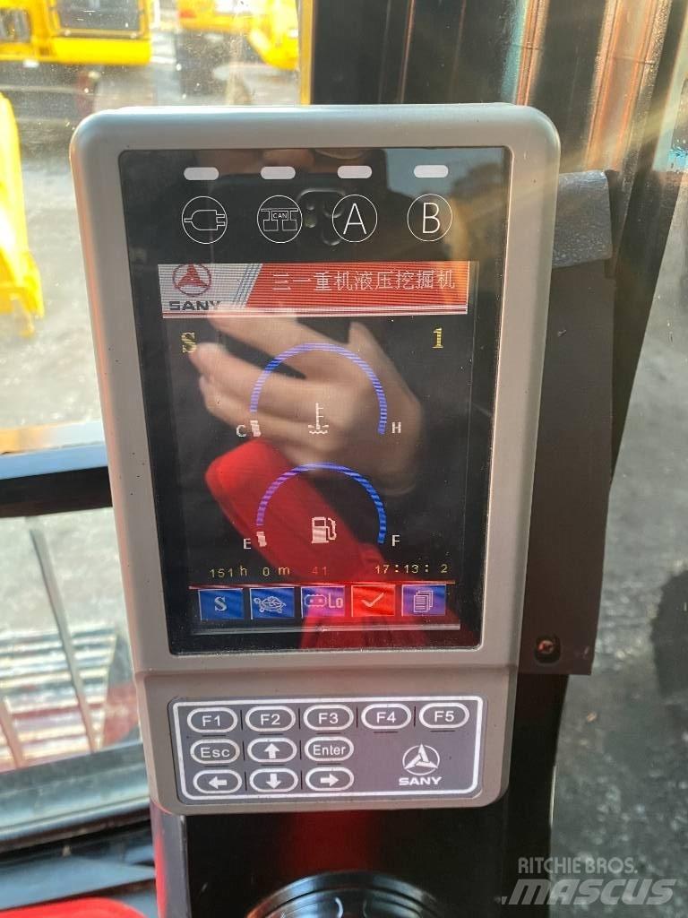 Sany 215C حفارات زحافة