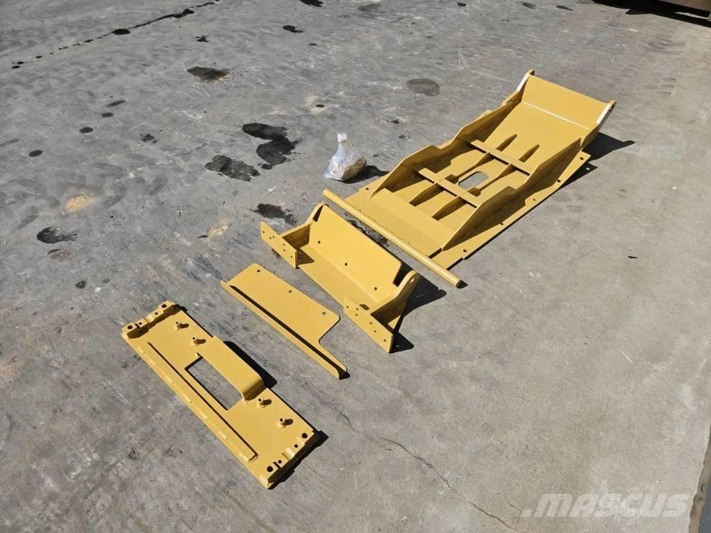 CAT 140M3 المسارات والسلاسل والهيكل السفلي