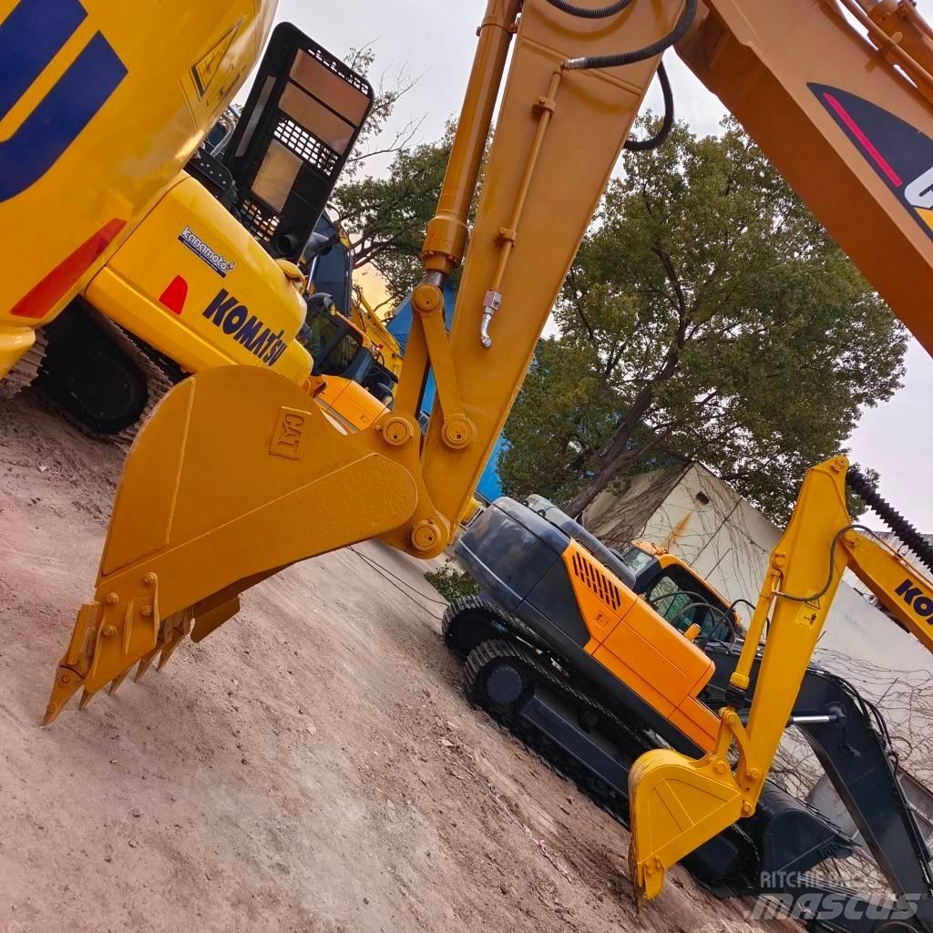 CAT 320 C L حفارات زحافة