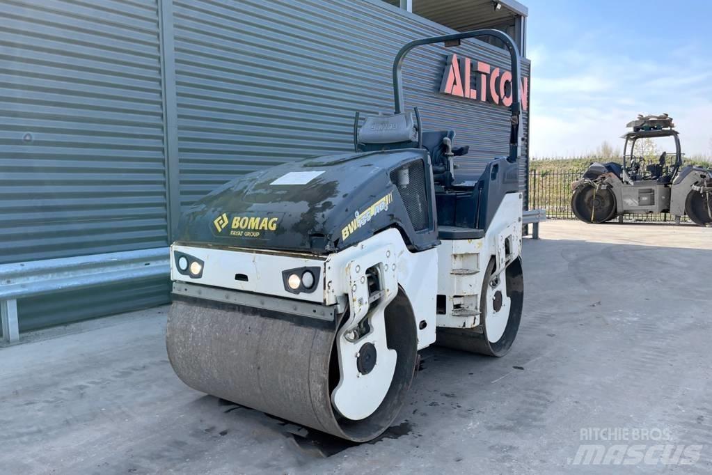 Bomag BW 135 AD-5 مداحل ثنائية الاسطوانة