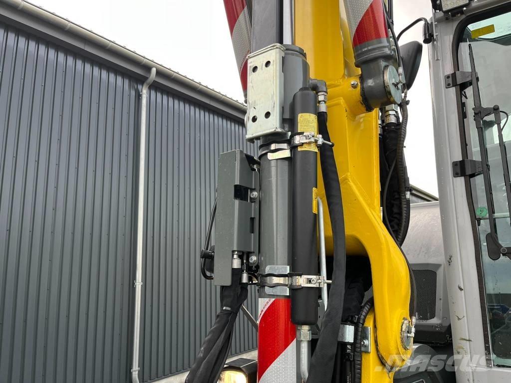 Wacker EW 100 حفارات بعجل