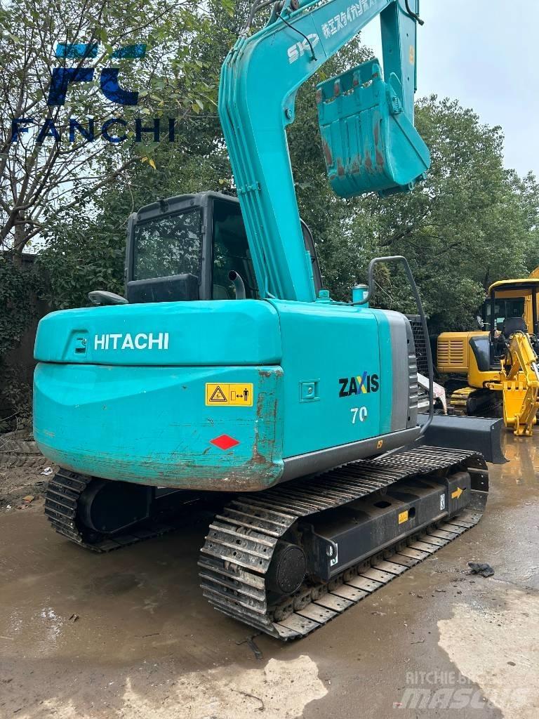 Hitachi ZX 70-3 حفارات زحافة