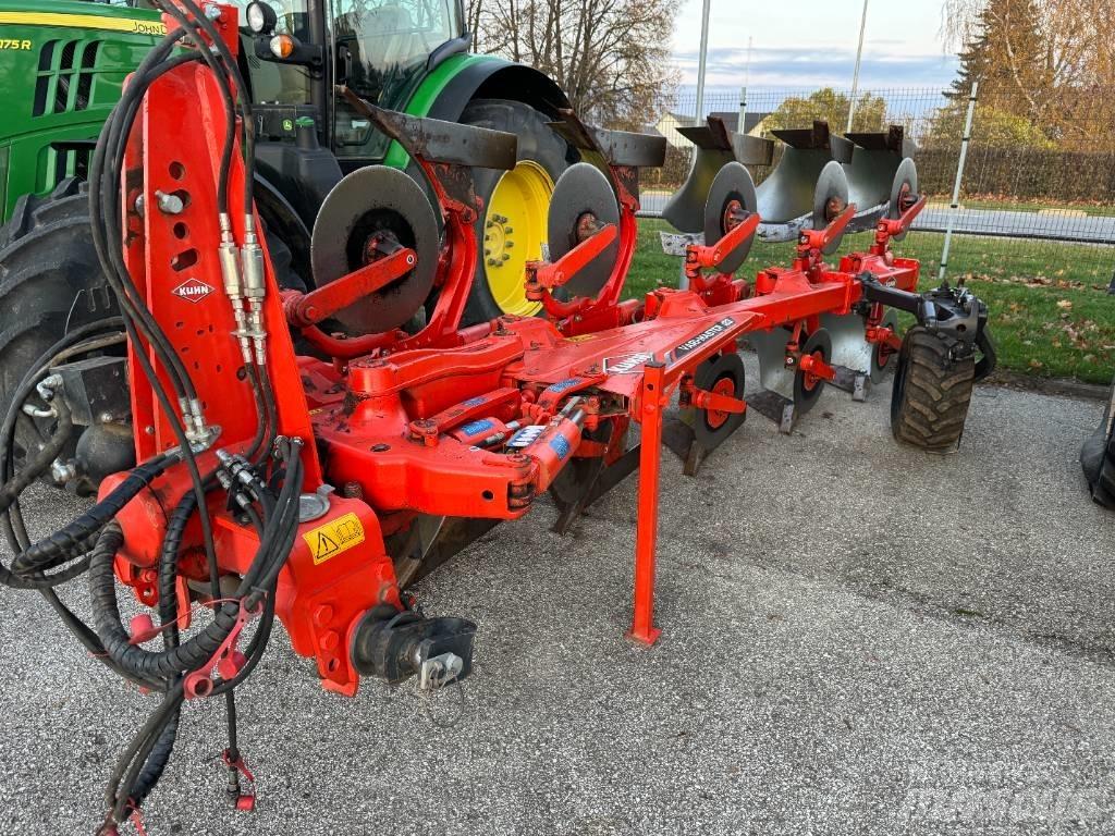 Kuhn Vari-Master 123 محاريث عكسية